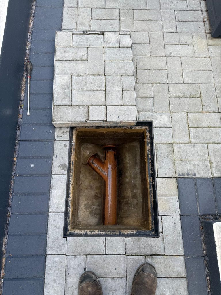 drain-repair-Three Legged Cross